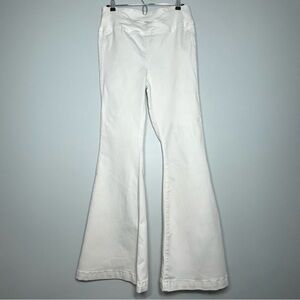 FREE PEOPLE We The Free Venice Flare Women's Jeans Cream Color Stretch Size 30